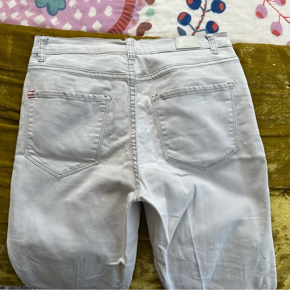 Light Gray BDG Skinny Jeans - Picture 5 of 7